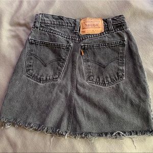 Vintage Levi’s 550 Relaxed Fit Denim Skirt